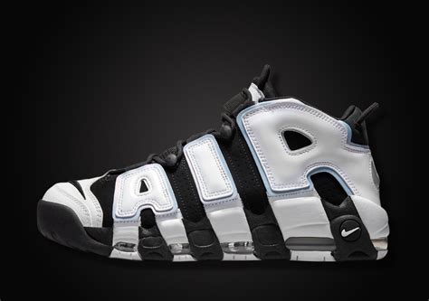 Nike Air More Uptempo nere e bianche .